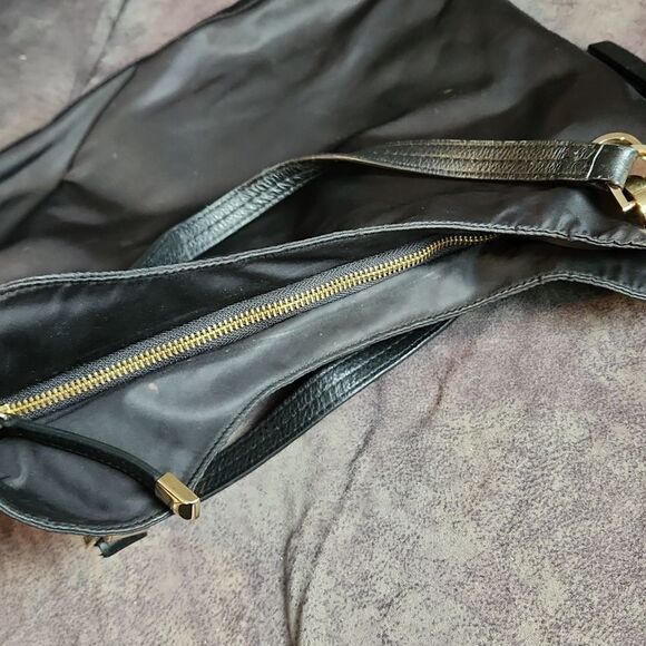 Vince Camuto Purse Convertible Bag Elegant Black Tote Bag Polyester Leather - Picture 14 of 14